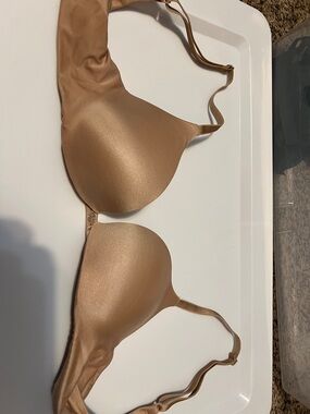 Victoria's Secret Smooth Nude Push-Up Bra - Tan